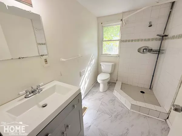 755 Woodlawn Avenue, Owosso, MI 48867