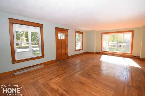 723 Adams Street, Owosso, MI 48867