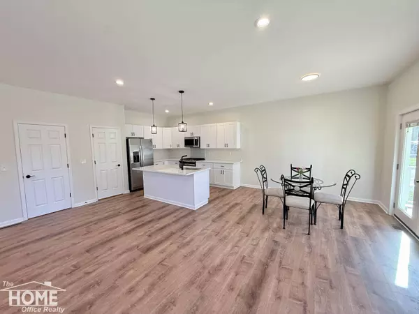 1046 S Pearce Street, Owosso, MI 48867