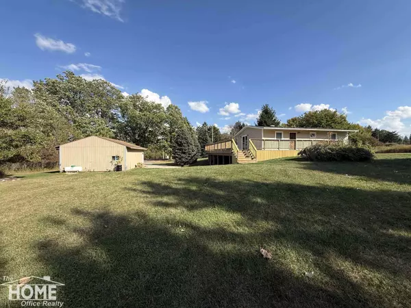 3876 S State Road, Owosso, MI 48867
