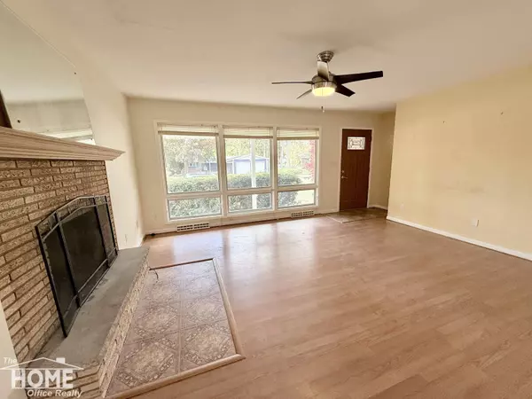 930 Pine Street, Owosso, MI 48867