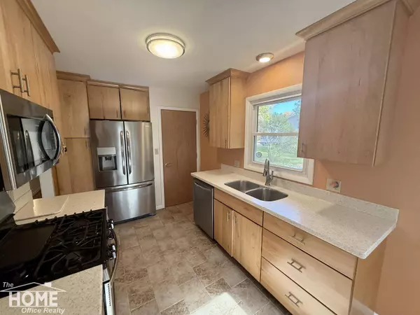 930 Pine Street, Owosso, MI 48867