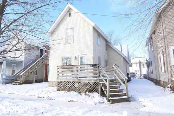 331 N Saginaw Street, Owosso, MI 48867