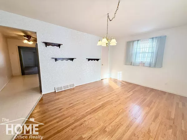 1320 W King Street, Owosso, MI 48867