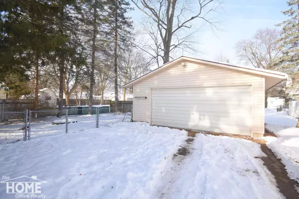 1320 W King Street, Owosso, MI 48867