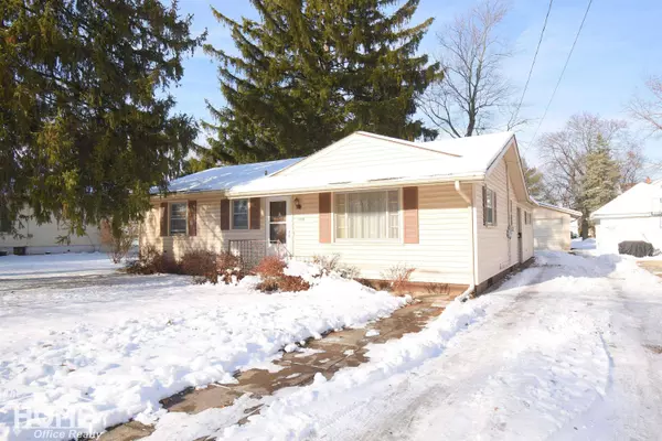 1320 W King Street, Owosso, MI 48867