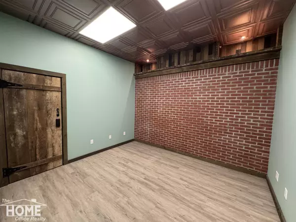 1201 Corunna Avenue, Owosso, MI 48867