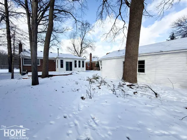 16544 Delaware Avenue, Redford, MI 48240