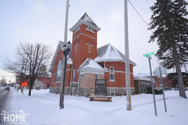 230 N Woodworth Street, Corunna, MI 48817