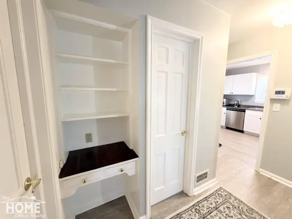 2115 Radcliffe Avenue, Flint, MI 48503