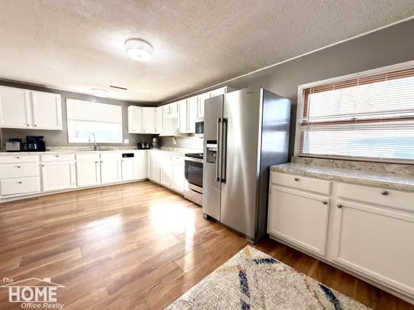 2032 Howard Point Drive, Nashville, MI 49073