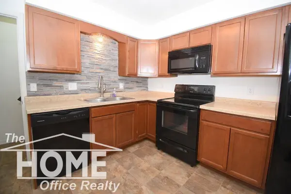 205 E Rolfe Street, Perry, MI 48872