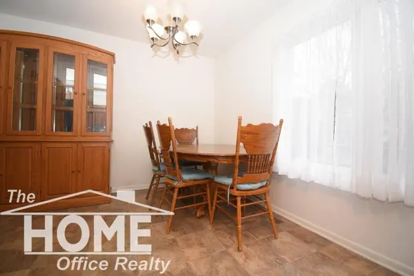 205 E Rolfe Street, Perry, MI 48872