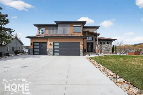 1965 W Manitou Drive, Owosso, MI 48867