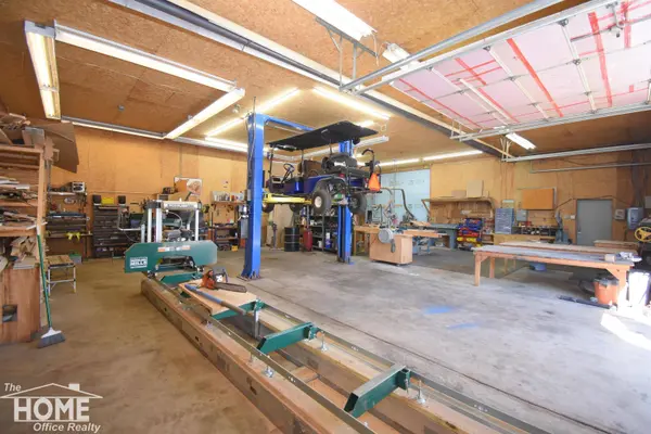 1201 Corunna Avenue, Owosso, MI 48867