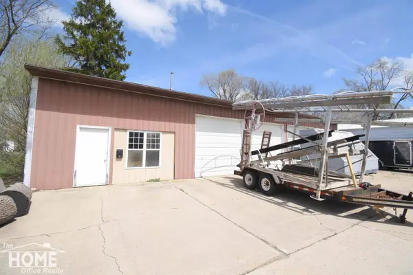 1201 Corunna Avenue, Owosso, MI 48867