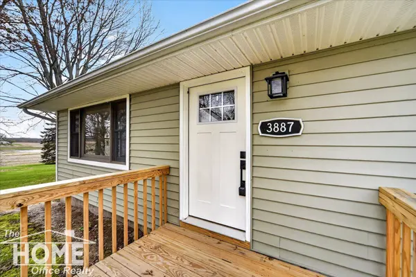 3887 W Brewer Road, Owosso, MI 48867