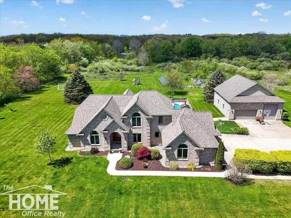 4324 Waugh Road, Owosso, MI 48867