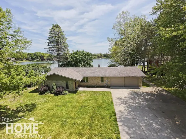 4879 Mohican Trail, Owosso, MI 48867
