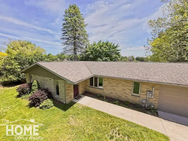4879 Mohican Trail, Owosso, MI 48867