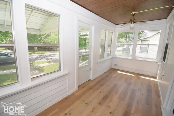 1106 Regent Street, Lansing, MI 48912