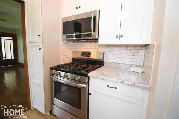 1106 Regent Street, Lansing, MI 48912
