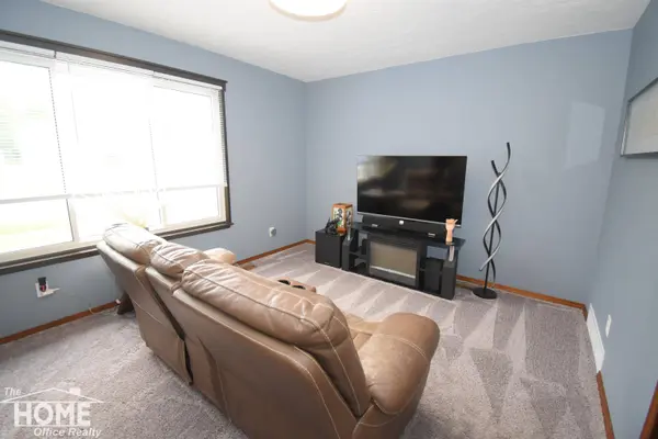 723 Center Street, Owosso, MI 48867