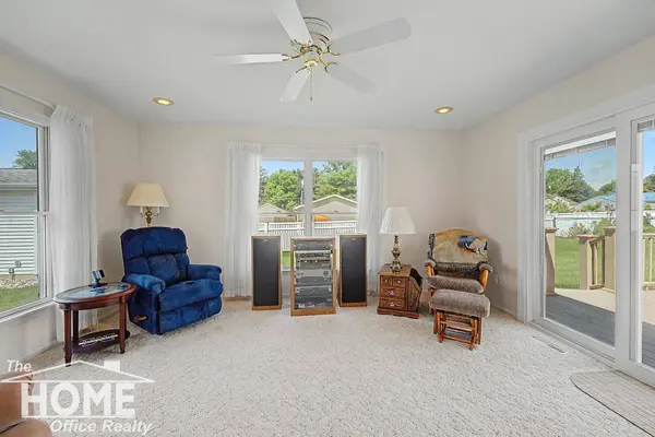 983 Krust Drive, Owosso, MI 48867