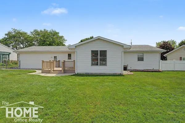 983 Krust Drive, Owosso, MI 48867