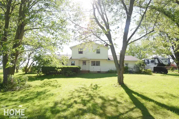 6923 S Byron Road, Durand, MI 48429