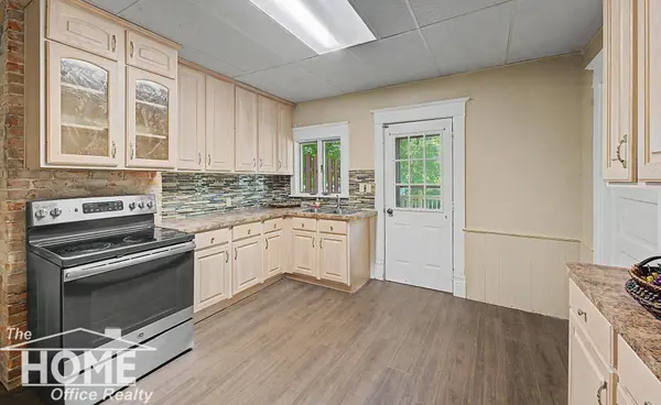 432-434 E Oliver Street, Owosso, MI 48867