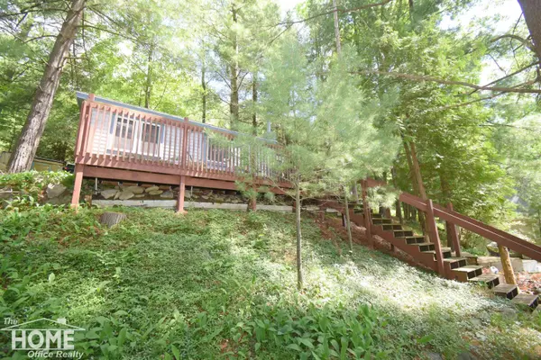 1121 & 1131 Lake Drive, Harrison, MI 48625
