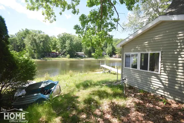 1121 & 1131 Lake Drive, Harrison, MI 48625