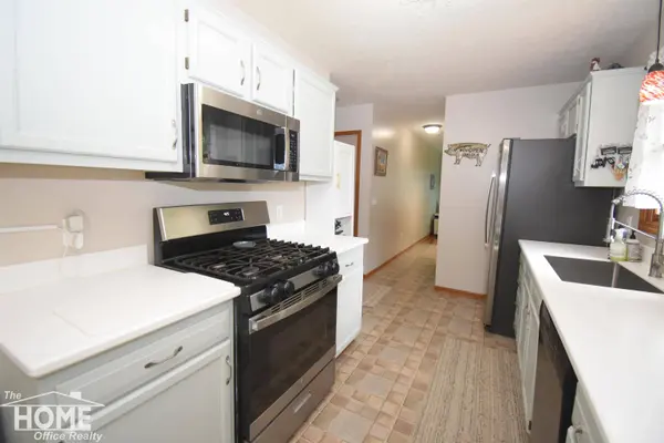 13092 Beardslee Road, Perry, MI 48872
