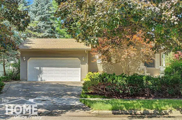 1329 N Ball Street, Owosso, MI 48867