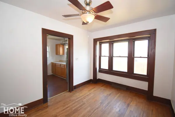 1022 S Lyon Street, Owosso, MI 48867