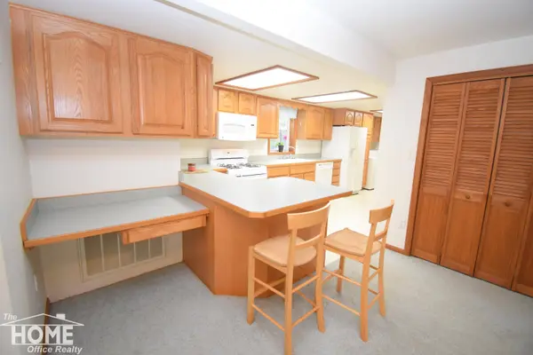 231 Adelaide Street, Maple Rapids, MI 48853