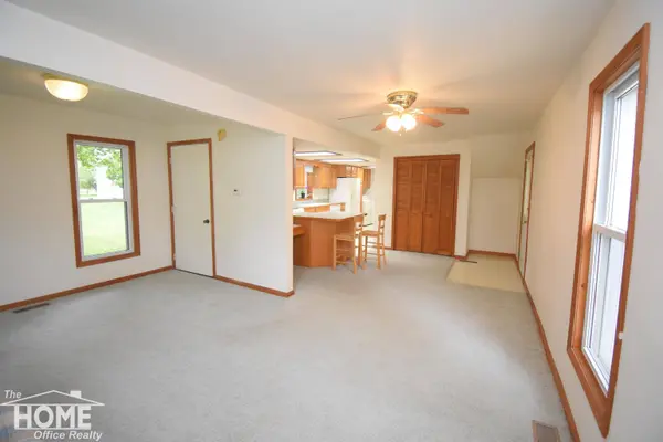 231 Adelaide Street, Maple Rapids, MI 48853