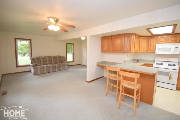 231 Adelaide Street, Maple Rapids, MI 48853