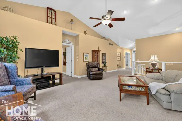 2257 Emeraldwood Trail, Flushing, MI 48433