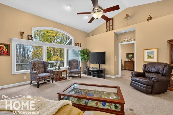 2257 Emeraldwood Trail, Flushing, MI 48433