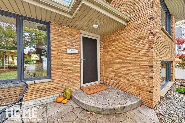 516 Clark Street, Owosso, MI 48867