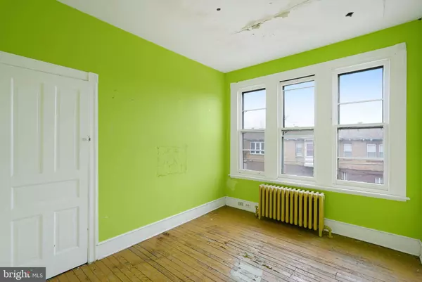 7100 N BROAD ST, Philadelphia, PA 19126