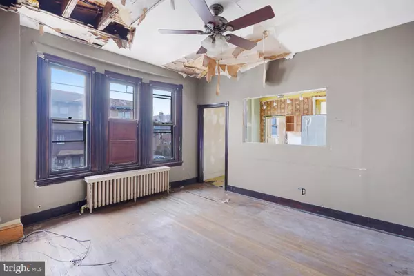 7100 N BROAD ST, Philadelphia, PA 19126