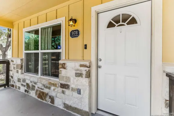 978 Covered Wagon, Spring Branch, TX 78070