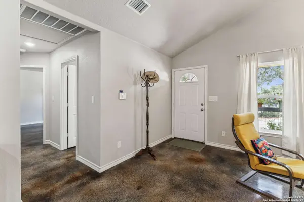 978 Covered Wagon, Spring Branch, TX 78070