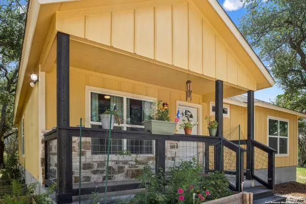 978 Covered Wagon, Spring Branch, TX 78070