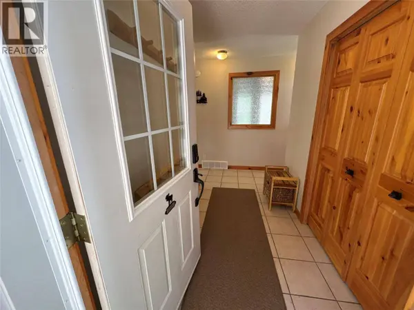 2851 Rosen Heights Road, Jaffray, BC V0B1T0