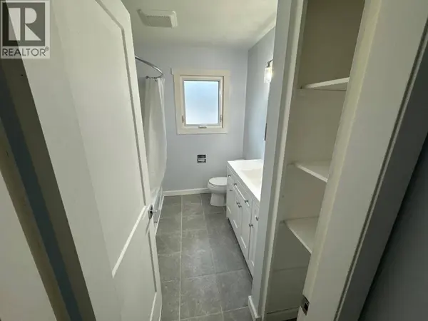 1909 2ND Street S, Cranbrook, BC V1C1C6