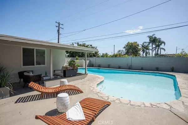 Enticing Sparkling Pool